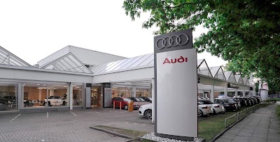 Photos of Audi Autohaus Petschallies Sasel