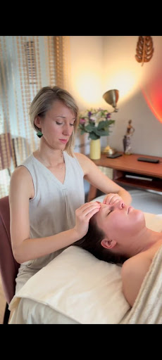 Massage Studio Idyllic