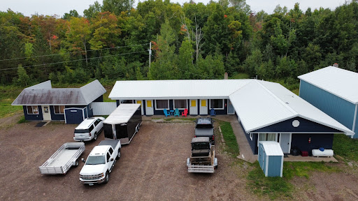Maple Grove Lodging