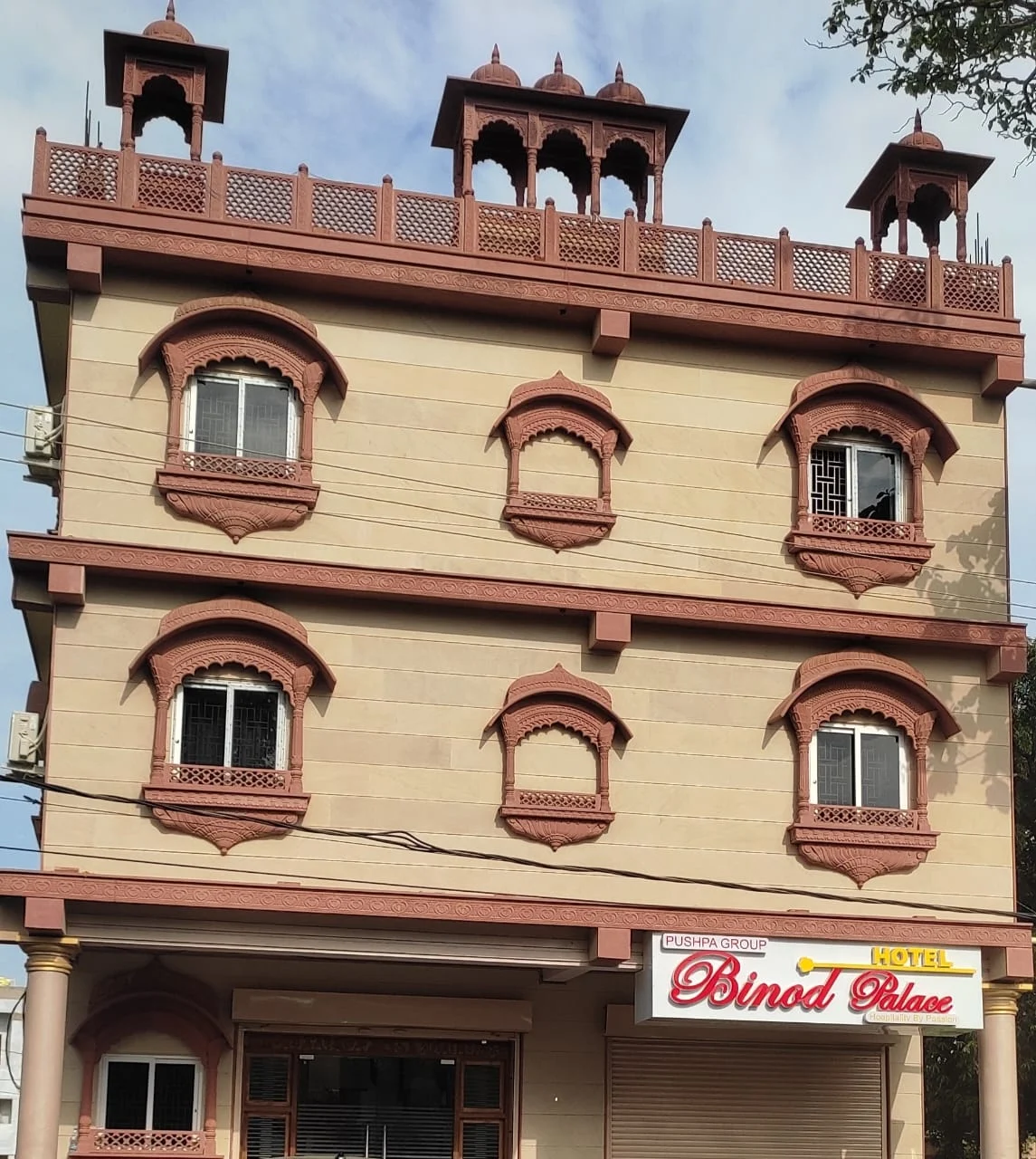 HOTEL BINOD PALACE