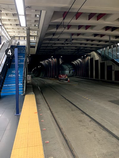 Westlake Tunnel Station & Pine St - 3rd 4th & 5th Avenue - Bay C