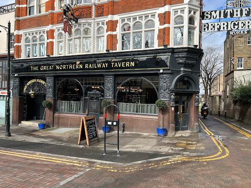 The Great Northern Railway Tavern, N8 Gallery - United Kingdom