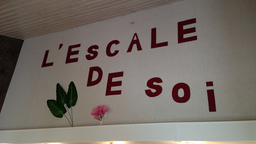 Photo de L Escale De Soi spécialiste de soins détente, produits naturels &amp; expertise de peau à Chabournay proche de Poitiers