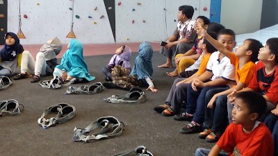 Photos of Bremgra Indoor Climbing Gym