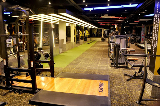 GOLD’S GYM AUROBINDO MARG, ADCHINI