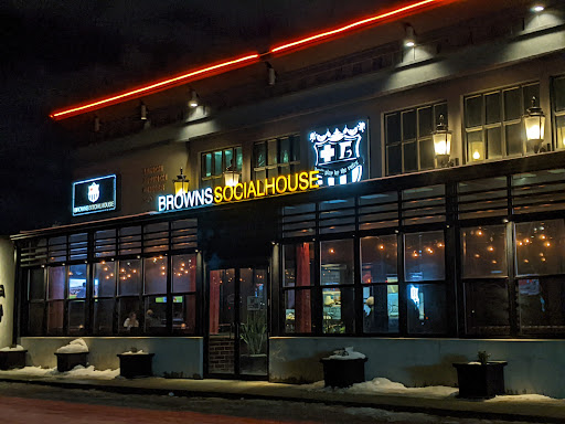 Browns Socialhouse Eastgate Gallery - Canada