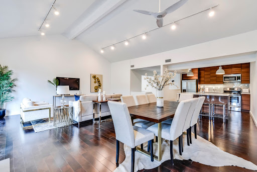 Devora Realty - Visual