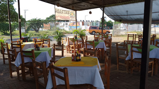 ADOVE IXTAPA