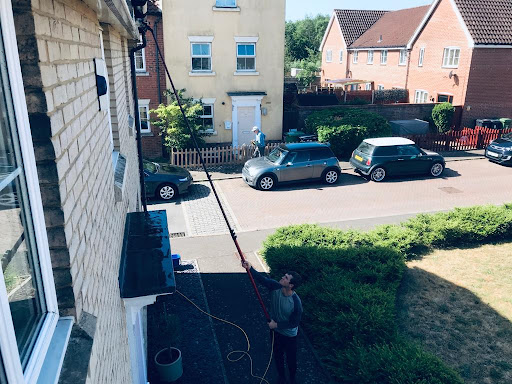 Isaac The Window Cleaner