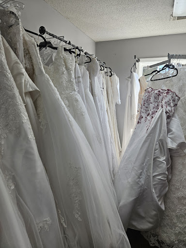 Karen's Bridal's Limited - Thumbnail