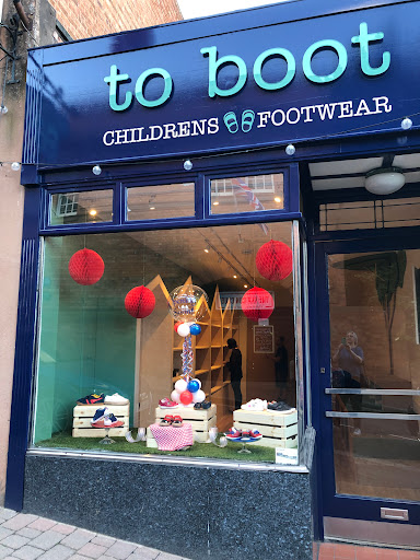 To Boot - Visual
