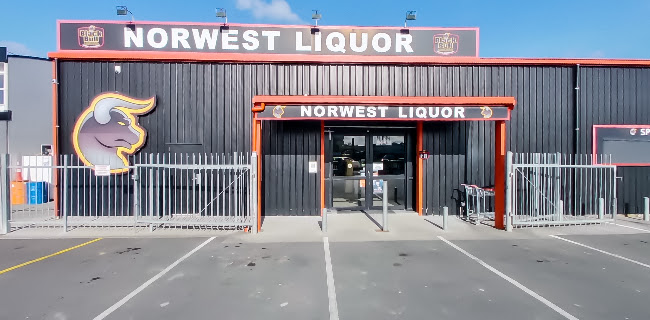 Black Bull Liquor Kumeu - Liquor store