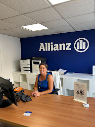 Photo n°7 de Allianz Assurance STEENVOORDE - Isabelle KIRKET à Steenvoorde (Compagnie d'assurance moto)