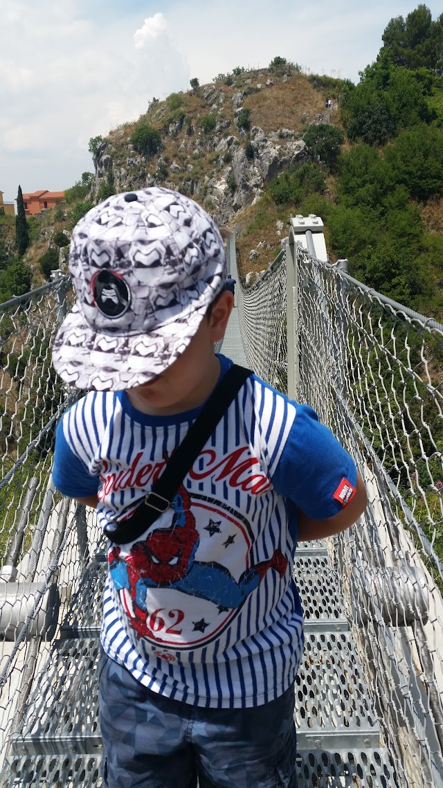 Ponte Tibetano