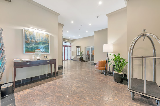Franklin Apartments by null