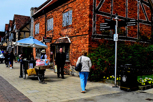 Stratford-upon-Avon Registration Office - Thumbnail