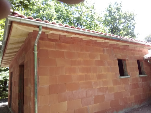 Photo de Tauzin Denis SARL à Fronsac (33126)