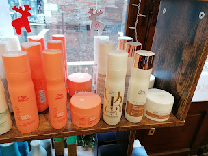 Photo n°14 de Actuel Coiffure à Albi (Salon de coiffure)