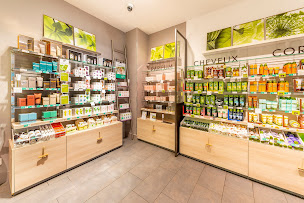 Photo n°22 de Yves Rocher à Angers (Magasin de cosmétiques)