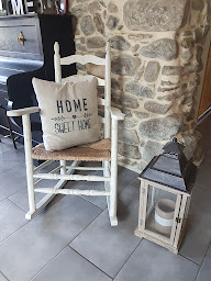 Photo n°5 de La Déco de Mag à Pers-Jussy (Atelier de réparation de meubles)
