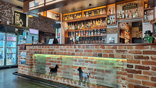The Welder's Dog Inverell - Thumbnail