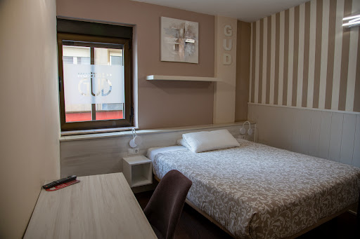 Hostal Gud - Visual