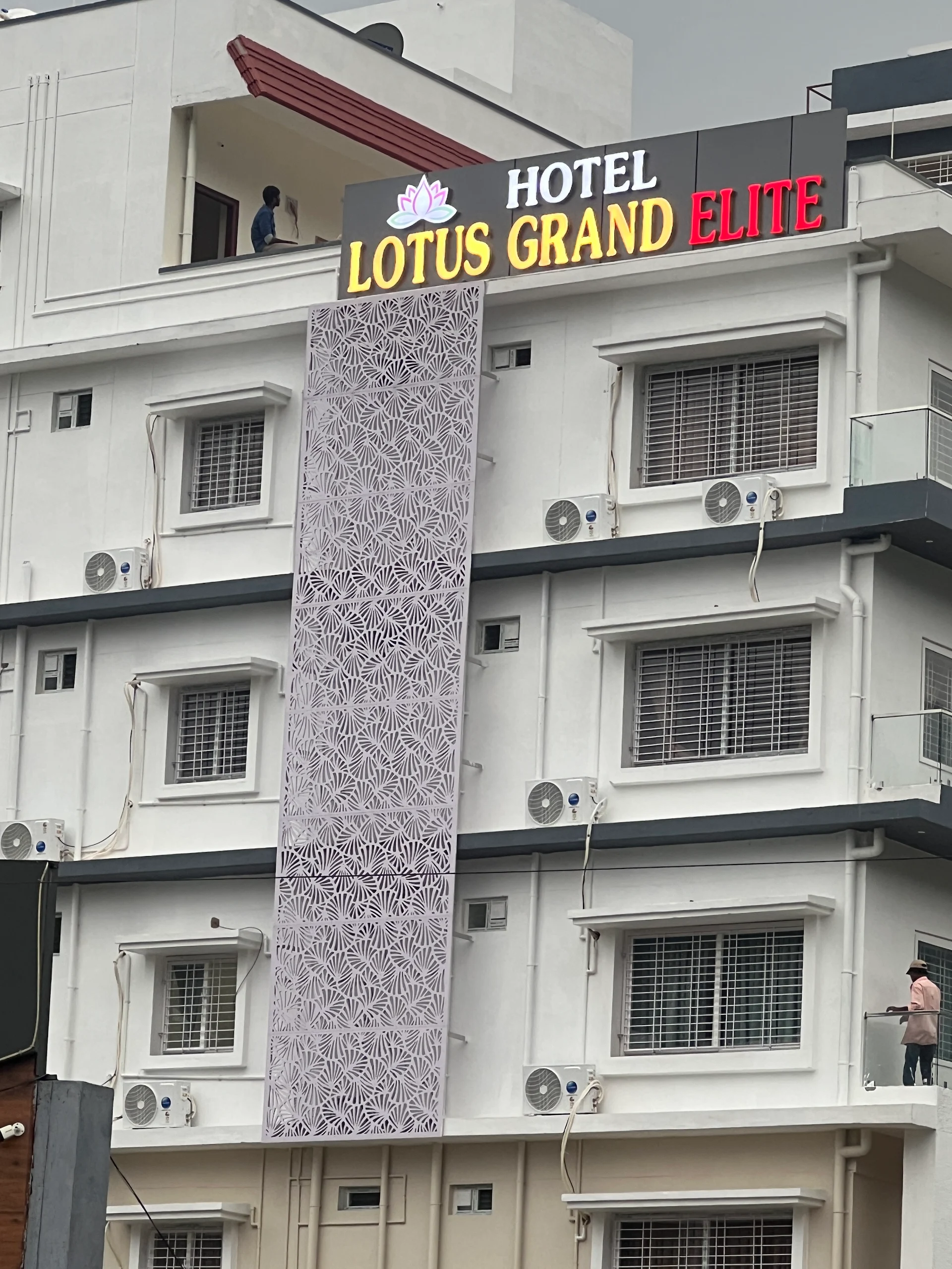 Hotel Lotus Grand Elite