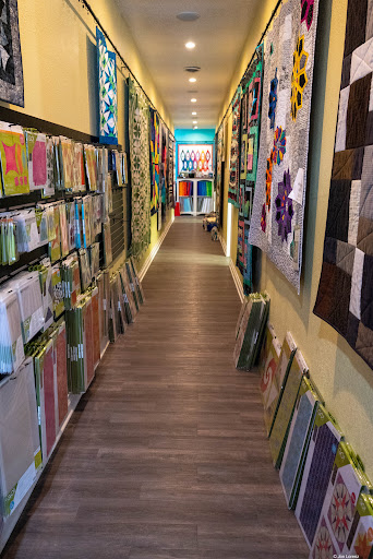 Quilting In The Valley - Thumbnail