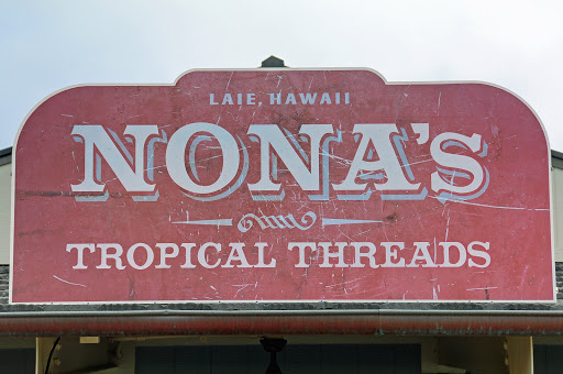 Nona's Tropical Threads