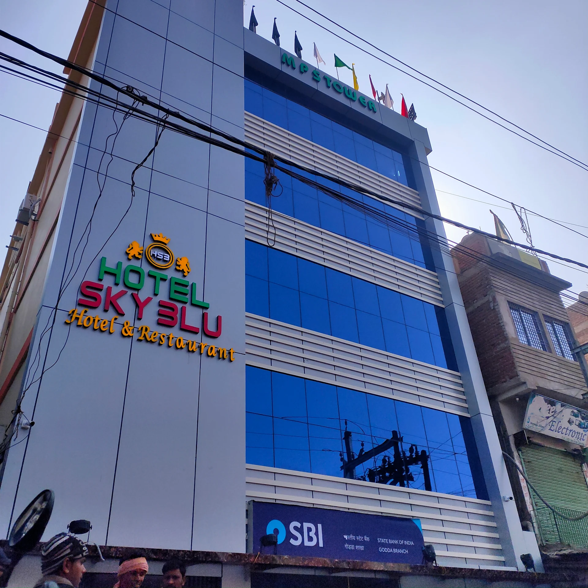 HOTEL SKY BLU & RESTAURANT GODDA