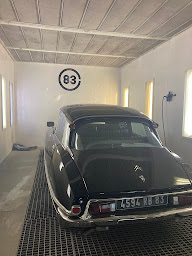 Photo n°7 de CARROSSERIE 83 à La Garde (Atelier de carrosserie automobile)