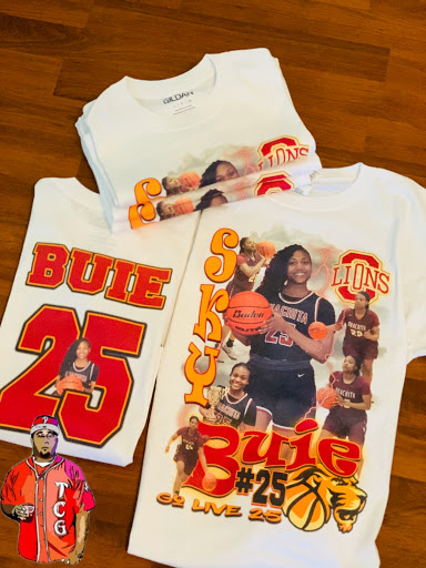 Twanie's Custom Gear