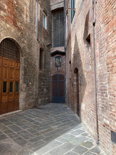 Museo Contrada Priora della Civetta Gallery - Italy