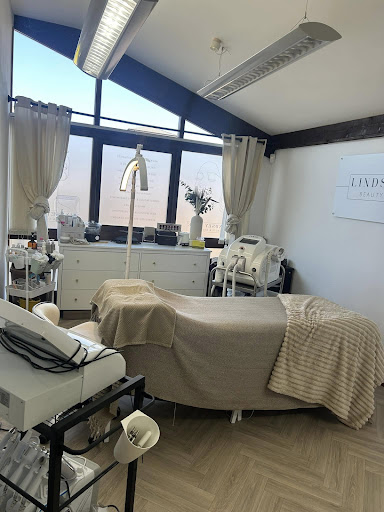 Lindsey Anne Beauty & Cosmetics