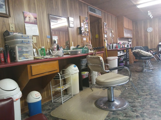 Magic Mirror Beauty Salon Gallery - United States