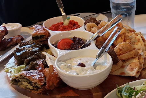 Apollo Restaurant & Tavern Gallery - Canada