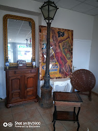 Photo n°1 de Débarras Aveyron à Camboulazet (Magasin de meubles d'occasion)