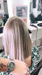 Photo n°10 de Jean Louis David - Coiffeur Alès à Alès (Magasin de cosmétiques)