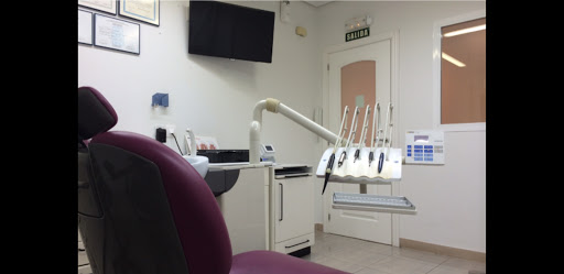 Clínica dental Reyes Flamarique Montón - Thumbnail