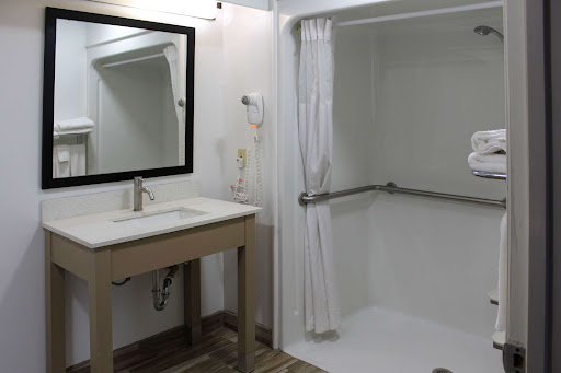 Quality Inn Scottsboro US/72-Lake Guntersville Area - Thumbnail