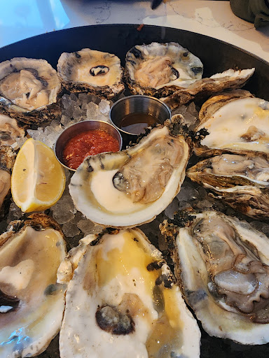 OUTCAST fish & oyster bar - Thumbnail