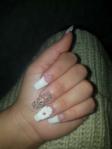Center Nails & Hair Gallery - United States