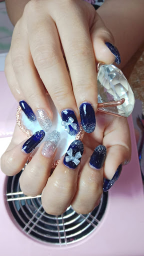 Ey Beauty Studio & salon Natuna