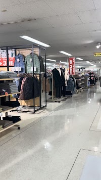 オギノ イーストモールショッピングセンターバリオ店