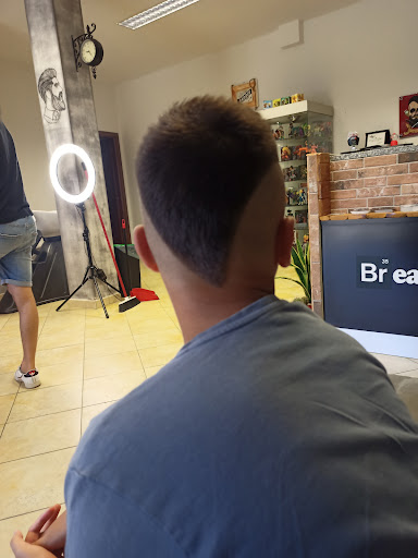 Breaking Barber - Thumbnail