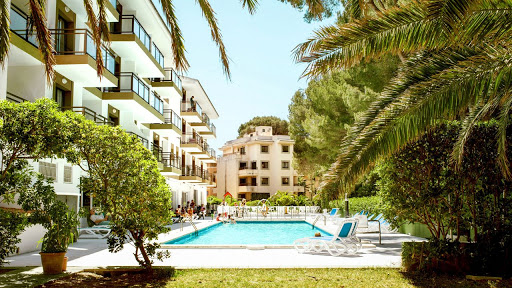 Guya Wave Hotel