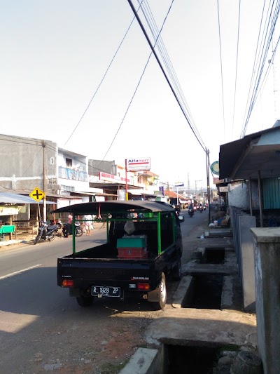 Photos of Sari Boga