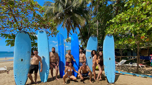 Salty Smile surf school Tamarindo