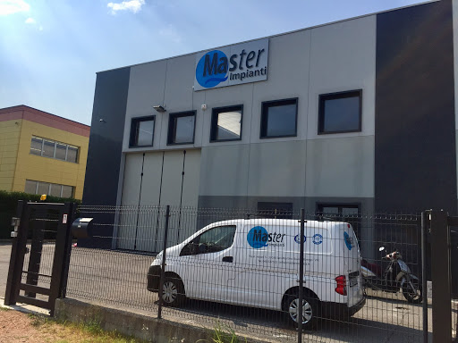 Master S.A.S. Di P.I. Mascalzoni Roberto E C.