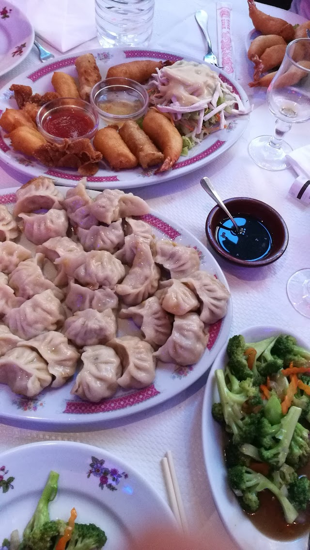 Ton Hon